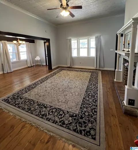 110 Carter Ln, Columbiana, AL 35051