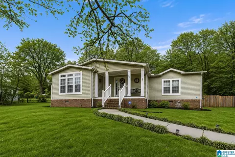 184 Maylene Ln, Maylene, AL 35114