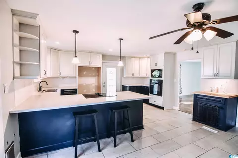 Kitchen - 728 Wilson Rd, Clanton, AL 35045 photo 1 of 10