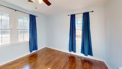 Bedroom - 728 Wilson Rd, Clanton, AL 35045 photo 4 of 6