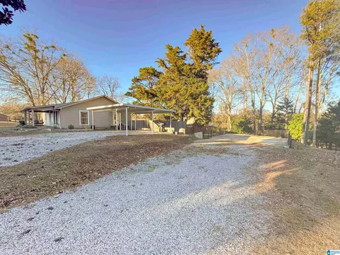 Exterior - 728 Wilson Rd, Clanton, AL 35045 photo 2 of 9