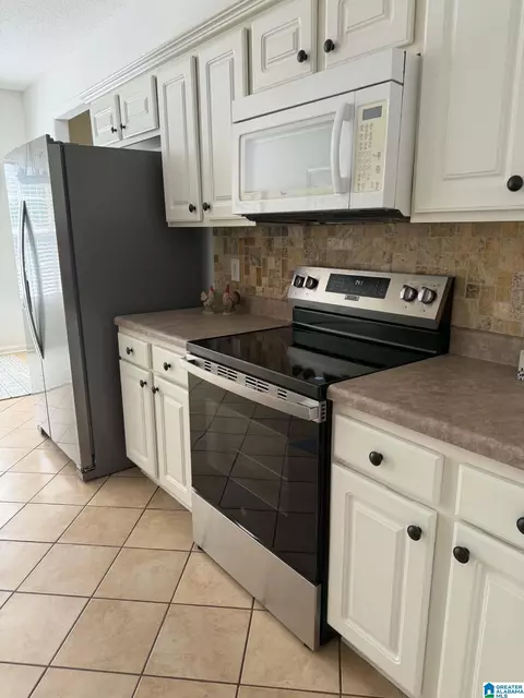 Other - 8564 Dover Dr, Leeds, AL 35094 photo 2 of 11