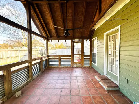 Exterior - 8564 Dover Dr, Leeds, AL 35094 photo 8 of 11