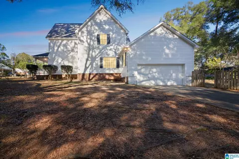 Exterior - 100 Timberline Cir E, Dothan, AL 36303 photo 13 of 15