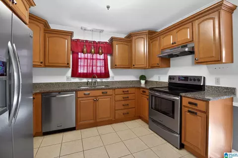 Kitchen - 100 Timberline Cir E, Dothan, AL 36303 photo 1 of 2