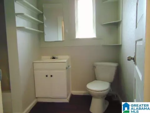 Bath - 24 3rd Ave S, Clanton, AL 35045 photo 1 of 2