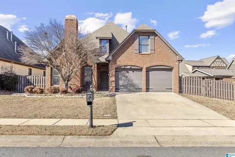 2179 Chalybe Dr, Hoover, AL 35226