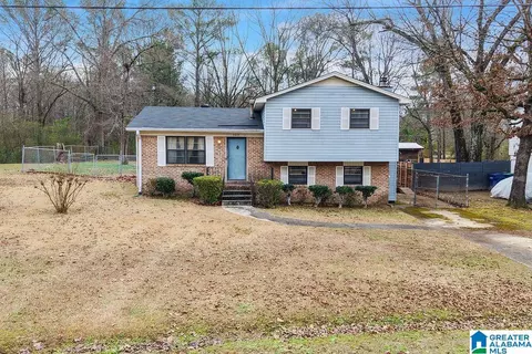 505 Regent Dr, Alabaster, AL 35007