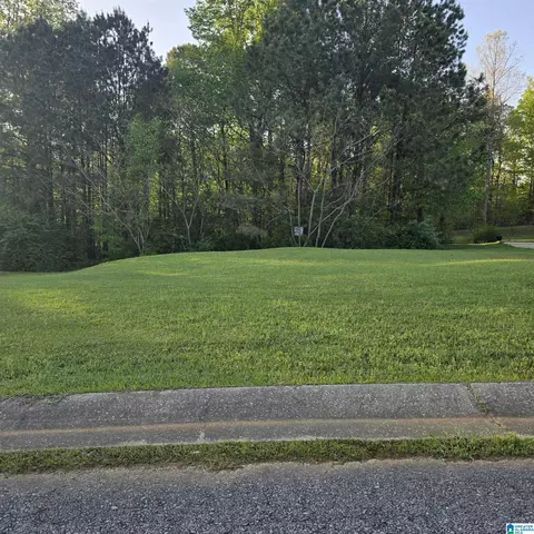 186 Grove Cir #1, Bessemer, AL 35023