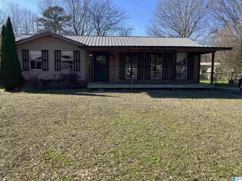 630 Willow Bend Ln, Bessemer, AL 35023