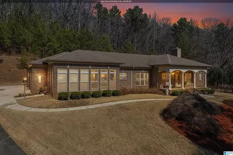 1775 Ridgeview Lake Rd, Alabaster, AL 35007