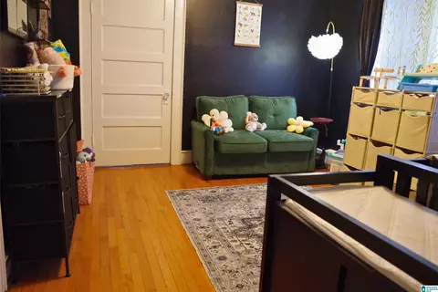Bedroom - 906 6th Ave N, Clanton, AL 35045 photo 9 of 9