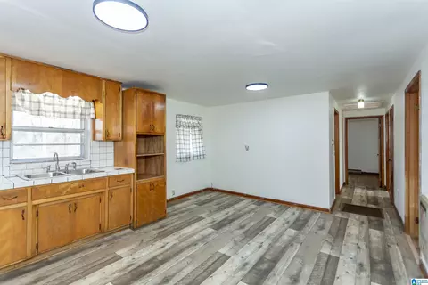 Entry Way - 9333 Central Rd, Warrior, AL 35180 photo 1 of 3