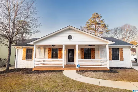 428 15th Ter NW, Center Point, AL 35215
