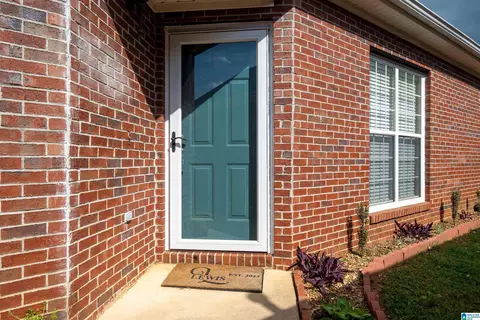 4788 Longmeadow Dr, Bessemer, AL 35022