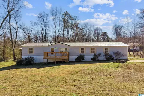 1401 Winfield Dr, Bessemer, AL 35022