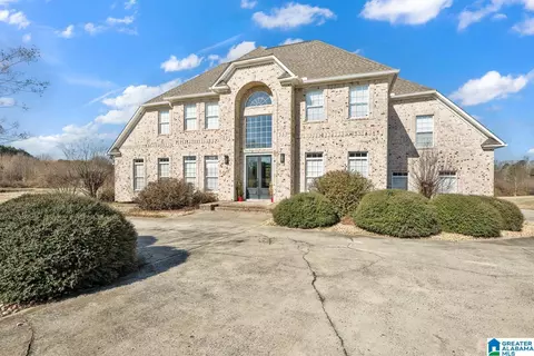 76 Derrick Cir, Albertville, AL 35951