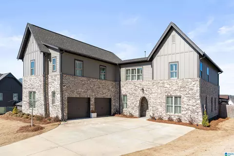 1098 Eagle Nest Cir, Birmingham, AL 35242