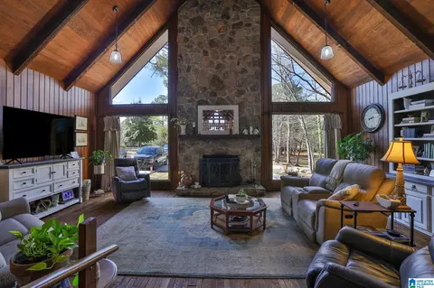 4435 Renfroe Rd, Talladega, AL 35160