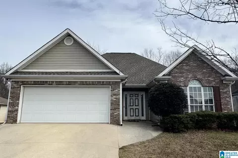 4231 Candle Brook Ln, Bessemer, AL 35022