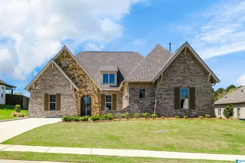 1242 Brayfield Crest Dr, Vestavia Hills, AL 35242