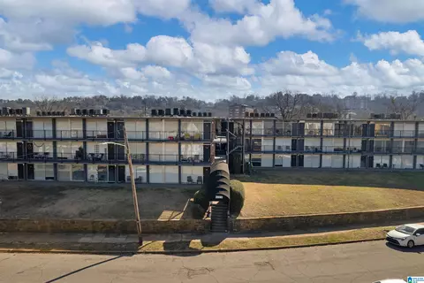 2990 Rhodes Cir S #215, Birmingham, AL 35205