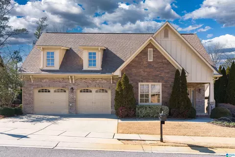 1062 Danberry Ln, Birmingham, AL 35242