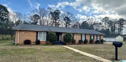 600 Gene Rose St, Sylacauga, AL 35151
