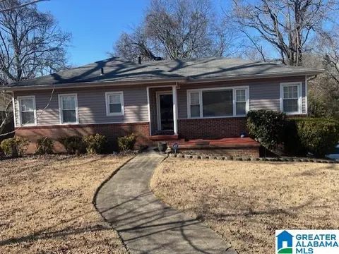 212 Park Pl, Pleasant Grove, AL 35127