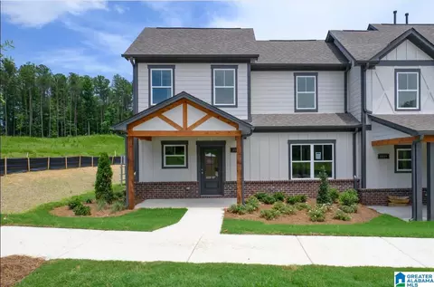1021 Grand River Blvd W, Leeds, AL 35094