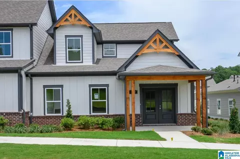 1017 Grand River Blvd W, Leeds, AL 35094