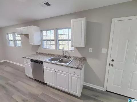 Kitchen - 240 Burns Rd, Warrior, AL 35180 photo 2 of 2