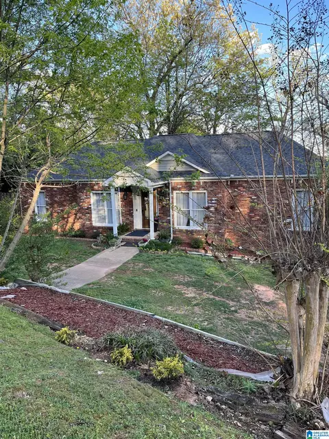 415 Yellowstone Dr, Birmingham, AL 35206