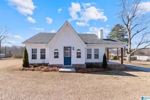 311 Thrash Rd, Clanton, AL 35045