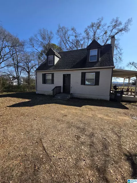 802 Woodward Rd, Midfield, AL 35228