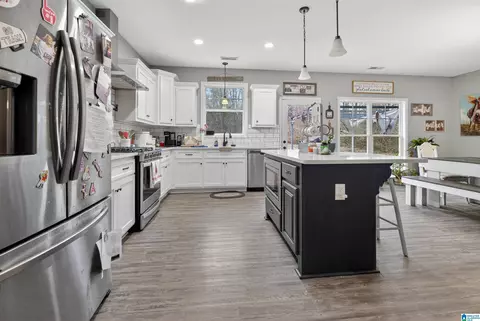 Kitchen - 10940 Mudd St, Ohatchee, AL 36271 photo 3 of 3
