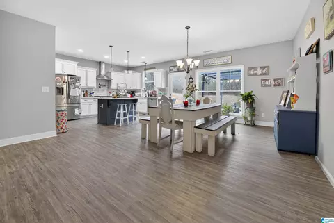 Entry Way - 10940 Mudd St, Ohatchee, AL 36271 photo 2 of 5