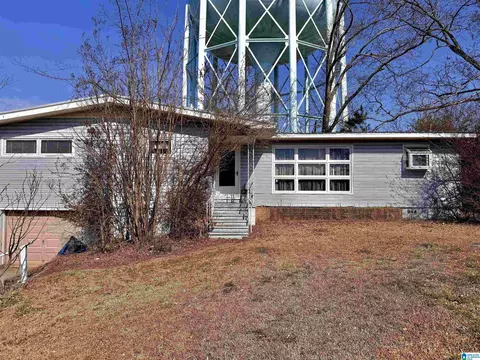 320 Westview Rd, Gardendale, AL 35071