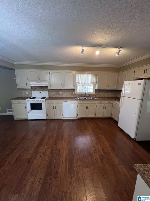 1302 Lay Dam Rd, Clanton, AL 35045 photo 5