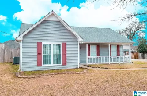 Exterior - 541 Warrior Dr, Alabaster, AL 35007 photo 3 of 4