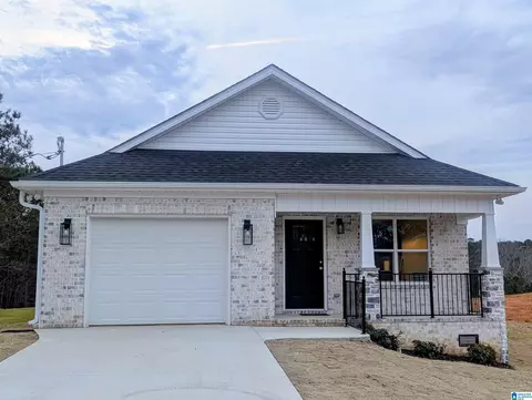 12800 Honeysuckle Cir, Lake View, AL 35111