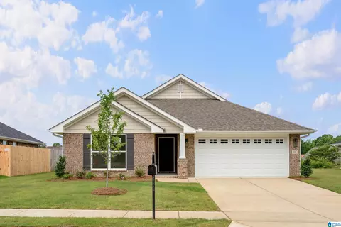 2012 Turquoise Ln, Calera, AL 35040