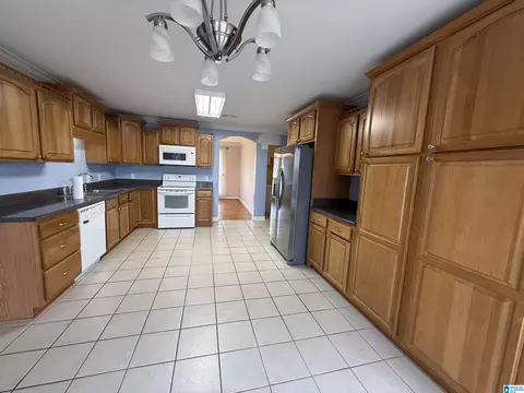 Kitchen - 2810 County Road 81, Clanton, AL 35045 photo 2 of 2