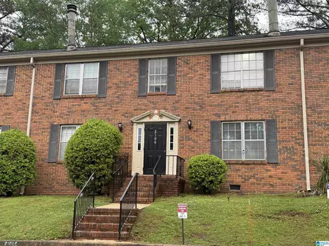2106 Montreat Dr #D, Vestavia Hills, AL 35216