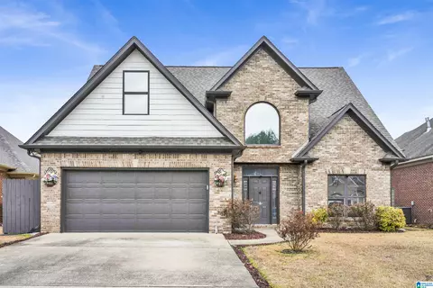 639 Waterford Ln, Calera, AL 35040