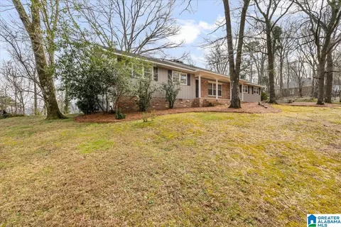 Exterior - 115 Mountain Dr, Oneonta, AL 35121 photo 7 of 9