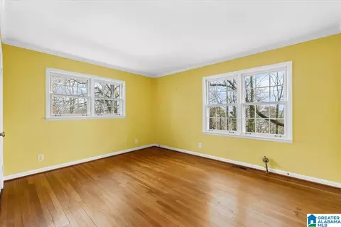 Bedroom - 115 Mountain Dr, Oneonta, AL 35121 photo 3 of 4