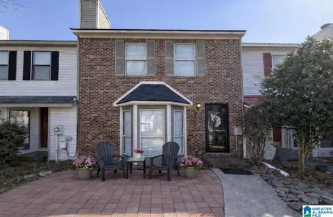 1632 King James Dr, Alabaster, AL 35007