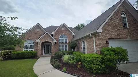 6394 Misty Ridge Dr, Trussville, AL 35173