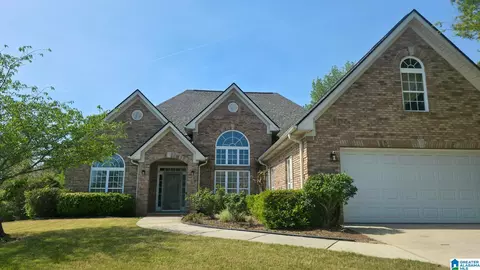 6394 Misty Ridge Dr, Trussville, AL 35173